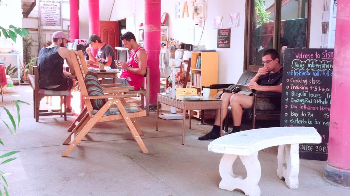 Sister House Chiangmai (Adults Only) Acomodação com café da manhã Chiang Mai Exterior foto
