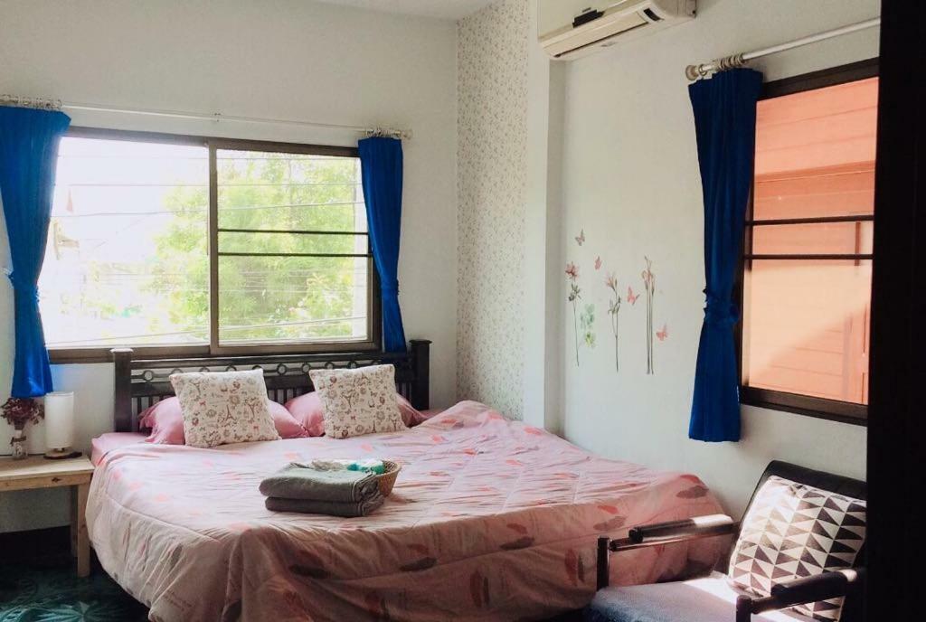 Sister House Chiangmai (Adults Only) Acomodação com café da manhã Chiang Mai Exterior foto
